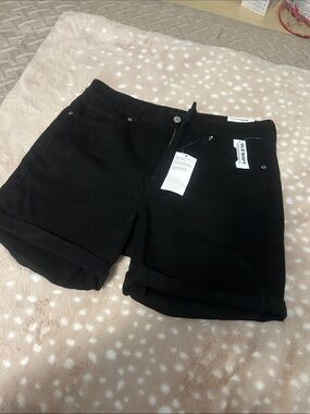 Old Navy Black Rolled-Hem Bermuda Shorts